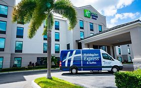Holiday Inn Express Tampa Northwest Oldsmar